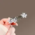 Vintage rhinestone flower hair clip, elegant black alloy side barrette for women and girls. - Cat Eye Flower Gunmetal #26