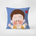Federa per cuscino blu con stampa di ragazzo, morbido copricuscino in velluto per divano - 35x35cm (Senza Imbottitura) / Famiglia Felice 1