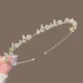 Diadema de pelo dorada con pedrería floral delicado accesorio para mujer verano - Flor Pequeña de Strass Simple / Dorado
