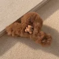 Pinza de pelo de peluche marrón suave con tierno oso de pedrería para peinados de invierno. - Oso Marrón