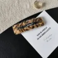Pinza de pelo de peluche con estampado de leopardo suave y linda para estilo diario - Cuadrado / Café Claro