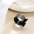 Pequeña pinza para el pelo negra con pedrería para peinados elegantes, longitud 4cm. - Estrás Hueco Negro