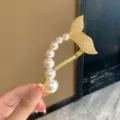 Gold pearl mermaid tail hair claw clip, elegant metal hairpin for women daily styling decor - Fish Tail Pearl