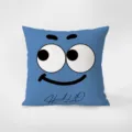 Federa per cuscino blu con stampa di viso di cartone animato divertente e dettaglio per la casa. - Stile Divertente Pop Art 5