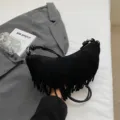 Schwarze Fransen Umhängetasche Damen elegante Hobo Crossbody Tasche Wildleder Optik - Schwarz