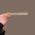 Elegante Strass-Haarklammer für Damen, glänzende Kristall-Haarspange für stilvolles Frisieren. - Dreireihiger Strass / KC Gold
