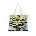 Vue détaillée de l'imprimé floral de lys jaunes style Art nouveau sur sac cabas. - Lys Ligne Horizontal 06 (Sangle Beige)