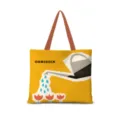 Vista dettagliata della borsa shopper in tela gialla con stampa astratta alla moda. - Dopamina Orizzontale Piatta 01 (Cinturino Marrone)