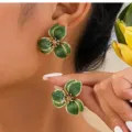 Retro green flower earrings with gold edge, elegant designer jewelry for women daily wear. - Green