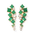 Goudkleurige lange oorbellen met groene en witte zirkonia stenen in geometrisch ontwerp. - Groene Strass Geplatineerde Stijl (EP5505) / Groen/Zilver