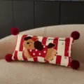 Detailopname van het schattige hond sierkussen met rode pompons op de comfortabele bank. - Dubbelzijdig Patroon 30x50cm (Hoes Zonder Vulling) / Lange Strook Gestreepte Puppy Rode Pom-Pom
