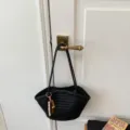 Borsa a tracolla intrecciata nera borsa a secchiello casual elegante borsa sottobraccio con perle - Charm / Nero