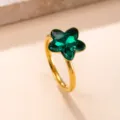 Elegante anillo de acero inoxidable con circonita de estrella verde para moda diaria. - Talla 7 / Verde