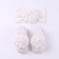 Ensemble bandeau et chaussettes de bebe fleur blanche, details accessoires de coiffure. - Ensemble Bandeau Chaussettes / Blanc