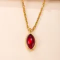 Elegante collana con catena in acciaio inossidabile dorato e pietra rossa da donna - DZ1305