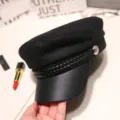 Black newsboy hat detail view, wool blend fabric with leather brim and decorative braided band. - M (56-58cm) / Woolen Sailor Hat Black (Thickened)