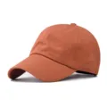 Dettaglio berretto da baseball morbido tinta unita, cappello cotone visiera curva sport - Regolabile / Colore caramello