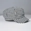 Classic black and white houndstooth newsboy cap, versatile retro beret hat for daily wear. - M (56-58cm) / Houndstooth Blue & Black
