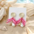 Oorbellen in oceaanresortstijl met roze koraaltakken, gouden zeester en parels. - Roze Koraal Zeester Stijl (26062815-1)