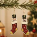 Pendientes de acrílico Cascanueces de Navidad diseño festivo calcetín bonitos joyas para mujeres - Soldado Cascanueces 5 (26083001-5)