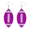 Lila Glitzer American Football Leder Ohrringe, stylische Sport Ohrhänger für Damen. - Fuchsia