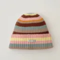 Gorro de punto a rayas de colores gorro de invierno cálido con pequeña etiqueta de letras detalle - L (58-60cm) / Rosa