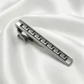 Pince à cravate argentée pour homme avec motif grec classique en émail noir détail. - Argent Émail Noir
