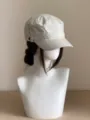 Casquette plate beige pour femme chapeau cadet style décontracté et tissu confortable. - Chapeau d'Équitation Utilitaire / Beige