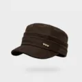 Gorra plana retro de lino plisado para mujer, sombrero militar elegante con corazones. - Sombrero de Montar de Tres Estrellas / Café