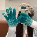 Women winter touchscreen knit gloves teal snowflake pattern thick warm cute fashion outdoor gear - Christmas Tree Gloves [Green]
