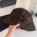 Bruine corduroy bucket hat voor dames, Japanse retro wintermuts met grote strik. - Corduroy Strik / koffiekleur