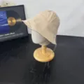 Elafro andiliako kapelo iliou gia gynakes, minimalistiko bucket hat, prostasia. - M (56-58cm) / Καπέλο Ψαρά με Πίσω Φιόγκο / Χακί