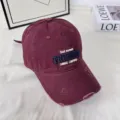 Gorra de béisbol vintage desgastada para mujer, corona suave bordada, estilo casual chic. - M / Burdeos