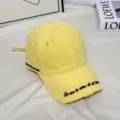 Casquette de baseball jaune usée avec broderie chic, chapeau en coton respirant. - M (56-58cm) / Bord Lettre Trouée - Jaune Banane