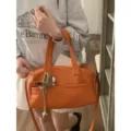 Borsa a tracolla arancione grande capacità coreana, borsa a cuscino morbida da donna. - Con Ciondolo / Arancione