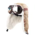 Detail van de warme winter canvas pilotenmuts met skibril en pluche imitatiebont, winddicht. - Eén maat / Khaki (Brons Zilveren Lens)