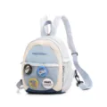 Kompakter leichter Rucksack mit Mesh-Vorderseite, süssen Ansteckern und schickem Design. - Einzelne Tasche / S / Blau