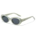 Trendy ovale kattenoog zonnebril voor dames en heren met dubbele hart decoratie. - Groen Frame Grijze Lens
