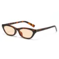 Trendy cat eye zonnebril met schildpaddenpatroon montuur en uv bescherming voor dames. - Luipaardmontuur Champagne Glazen