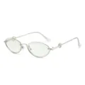 Silberne ovale Metallbrille mit Kreuz Detail Retro Vintage Mode Brille fuer Damen und Herren - Silberrahmen Hellquecksilber Gläser
