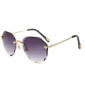 Chic rimless gradient sunglasses with stylish scalloped lenses and elegant gold metal temples. - Gold Frame Grey Gradient