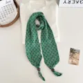 Groene gebreide halsdoek met houten kralen, vintage bloemenprint stijlvolle sjaal voor dames decoratie. - 120x10cm / Donkergroen