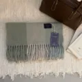 Clasica bufanda de cuadros otono invierno, panuelo calido y suave con flecos para hombres y mujeres - 188x31cm / Cuadros Verde Claro Blanco