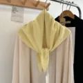 Gelbes Strick Dreiecktuch einfarbig warmer Nackenschutz Winter Mode weich und kuschelig - Gansgelb