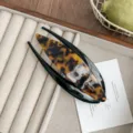 French vintage acetate hair clip, elegant tortoiseshell claw clip for women's stylish hair styling. - Dark Leopard Print