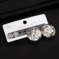 Edler Edelstahl Ohrring Set, minimalistischer geometrischer Ohrschmuck in Silber für Damen. - Geometrische Strukturierte Blumenohrringe (E8623)
