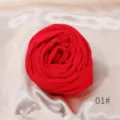 Variante echarpe mousseline rouge, design elegant roule, doux foulard hijab leger chic. - 01 Rouge Vif