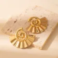 Vintage gold-plated fan spiral metallic stud earrings, statement geometric jewelry style. - E1531-4