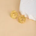 Exquisite gold sunflower metal stud earrings, vintage European and American style detail. - E4554-2