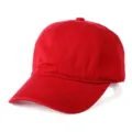 Detail van rode gewassen effen honkbalpet met katoenen stof en ventilatiegaten. - Volwassene 54-63cm / Rood